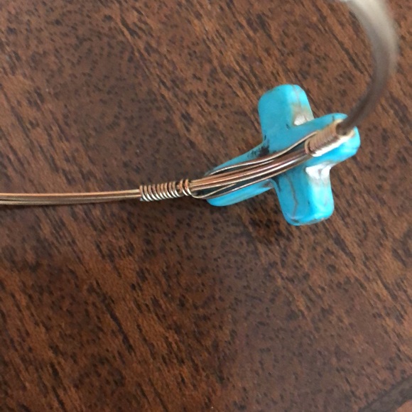 Bourbon and Bowties genuine natural stone turquoise cross bracelet - Picture 4 of 8